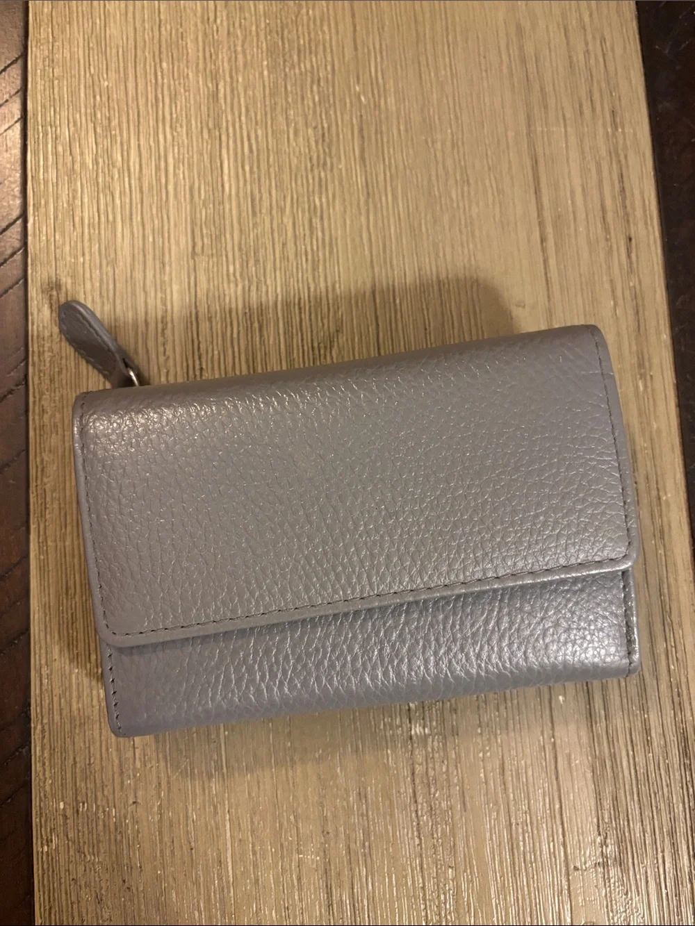 Textured Leather Tri-Fold Wallet in Light Gray